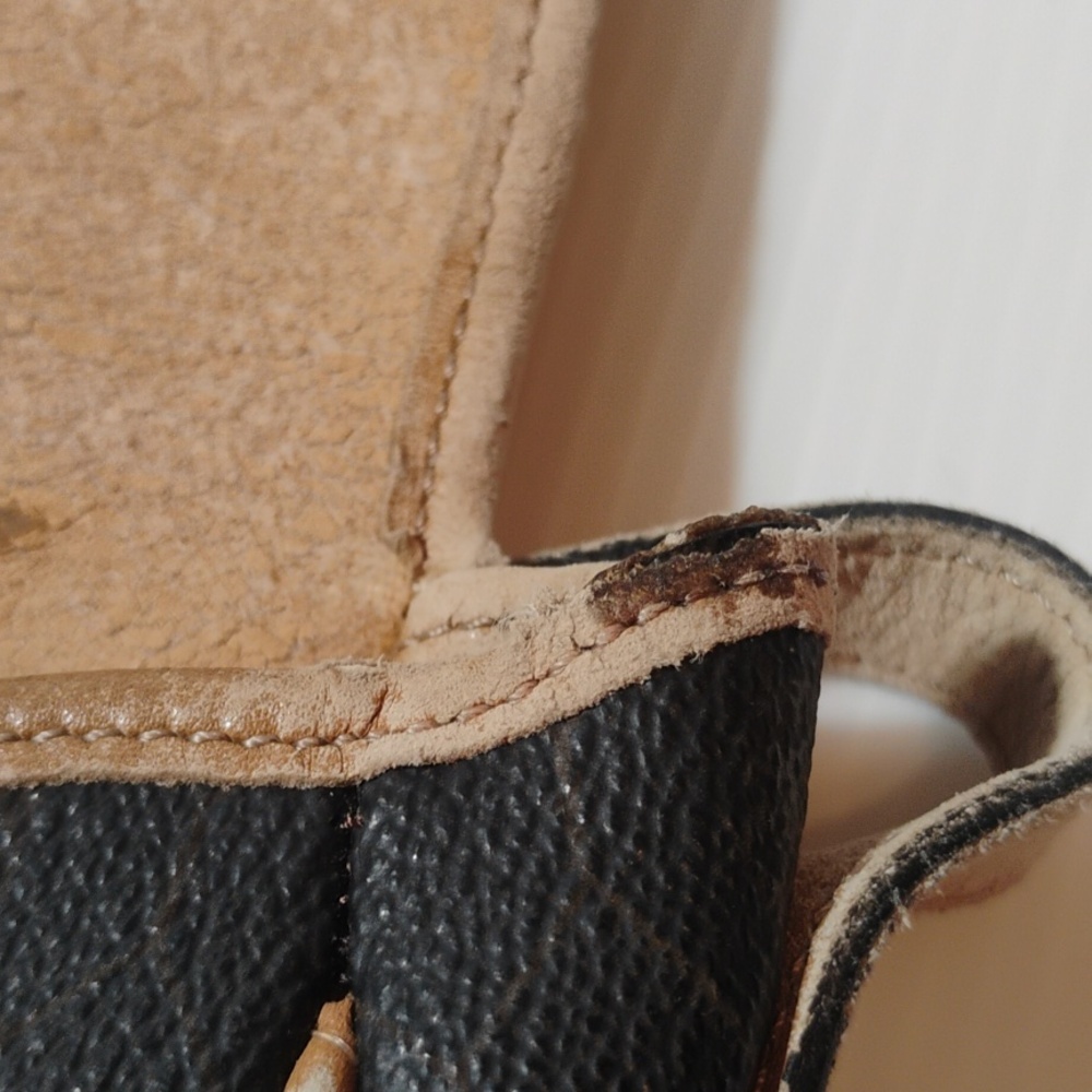 Dior Vintage Honeycomb Coated Canvas Leather Bag With Shoulder Strap - Picture 9 of 12